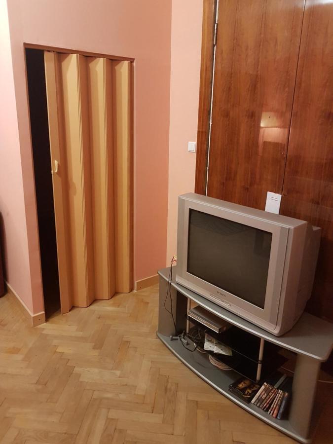 Ebu 28 Apartment Рига Екстериор снимка