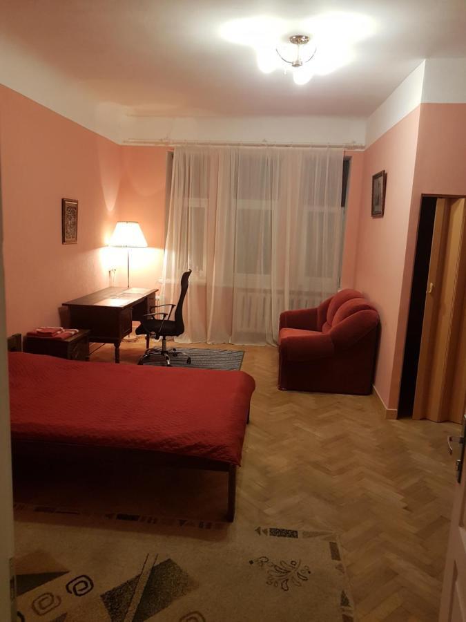 Ebu 28 Apartment Рига Екстериор снимка