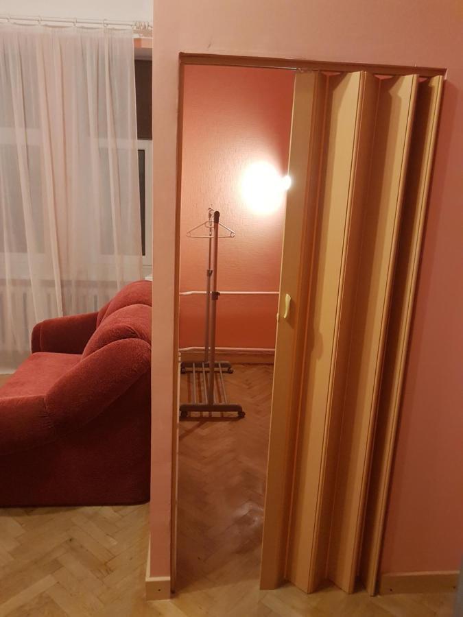 Ebu 28 Apartment Рига Екстериор снимка