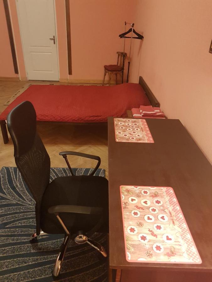 Ebu 28 Apartment Рига Екстериор снимка